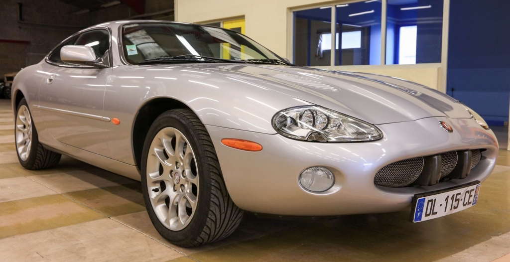 Adjugé 15 000 €