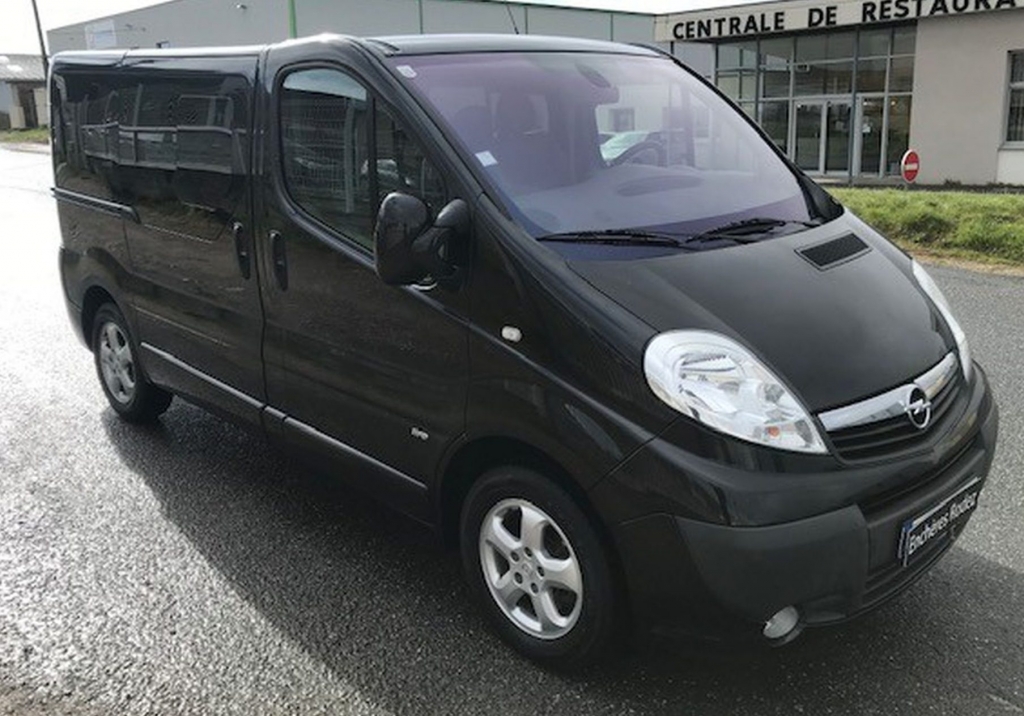 Adjugé 15 000 €