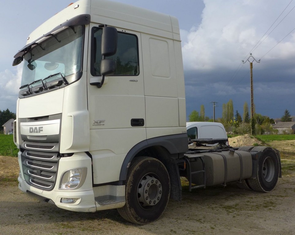 Adjugé 49 000 €