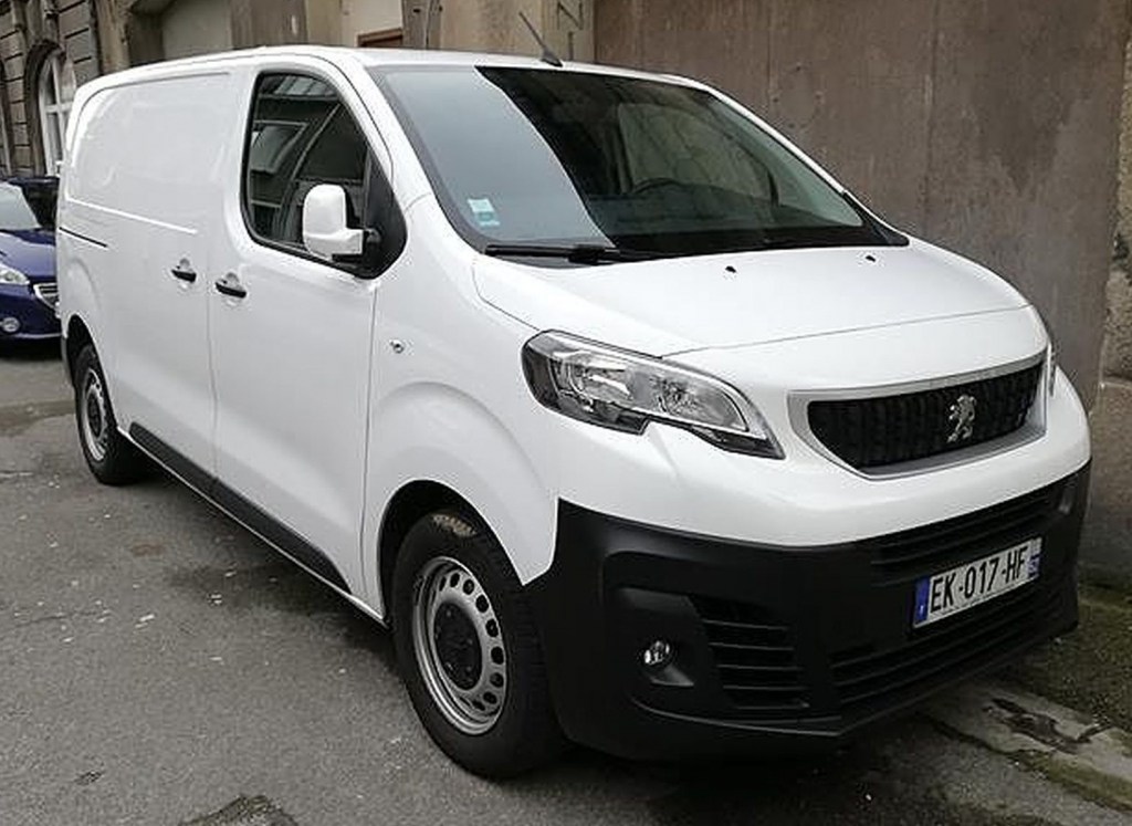 Adjugé 13 600 €