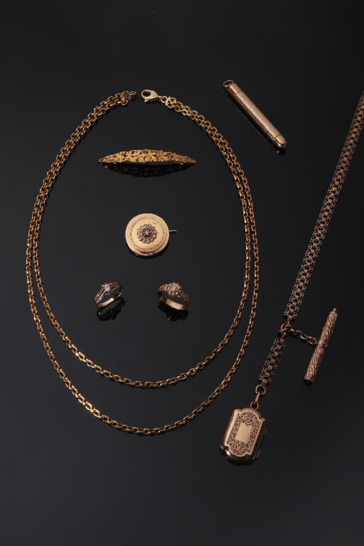 Estimé 100-120 €