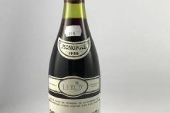 Adjugé 7 900 euros