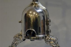 Adjugé 5 800 euros