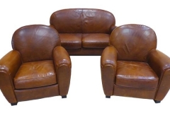 Adjugé 2 200 euros