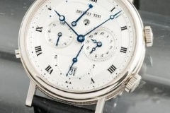 Adjugé 14 000 euros