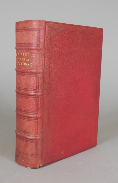 Adjugé 1 900 €