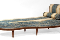 Adjugé 850 euros