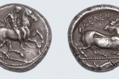 Adjugé 950 euros